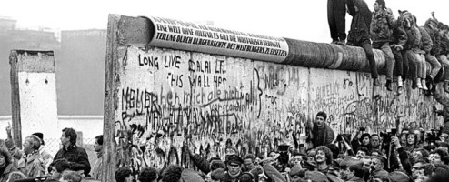Flip Schulke: Photographer who links US civil rights movement to Berlin Wall